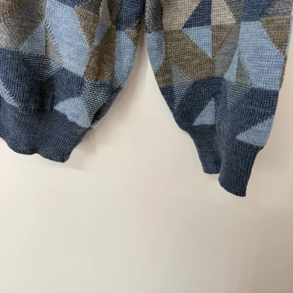 Saks Fifth Avenue Merino Wool Sweater Mens M Blue Gray Print Crew Neck Pullover